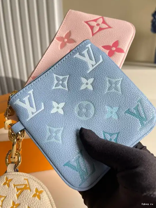 NTRIO LOUIS VUITTON POUCH 0703